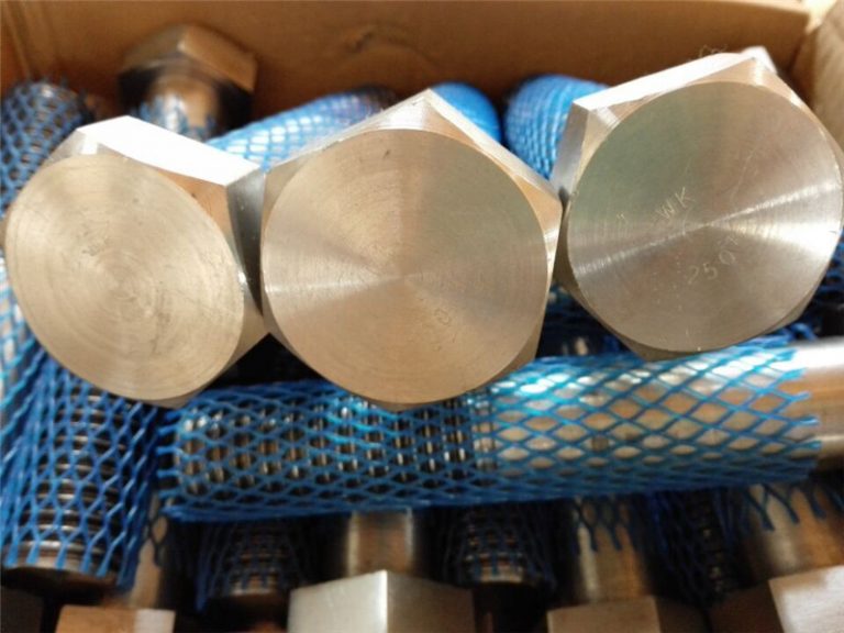 დიდი მიწოდების მექანიკური შესაკრავები მაღალი საყურე მძიმე hex bolt და თხილის