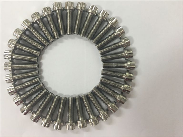 flange ჭანჭიკები